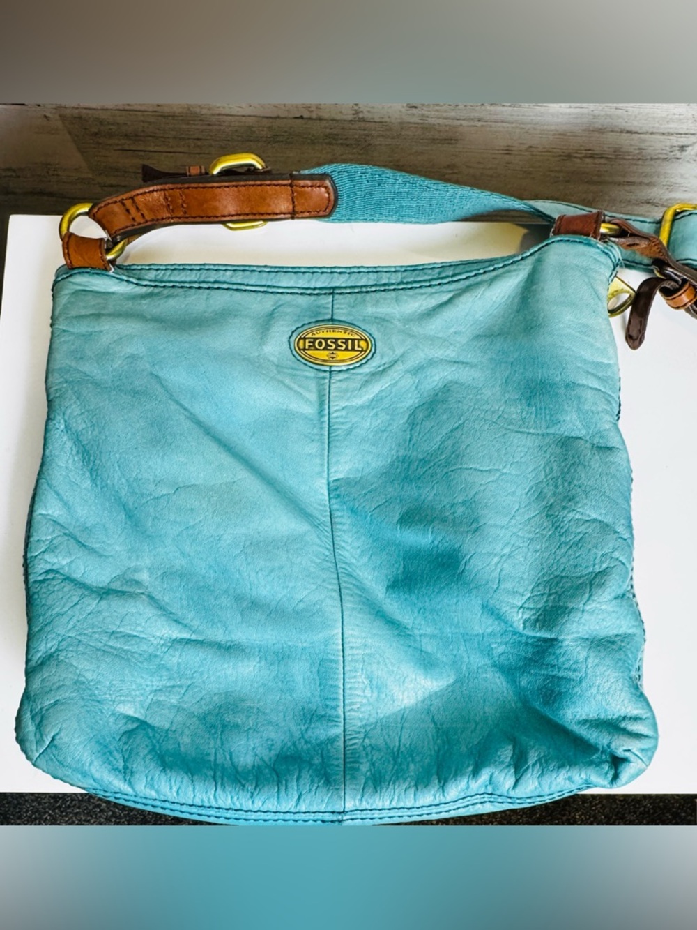 Fossil Teal Leather Crossbody Bag Multi-Zip  and Adjustable Strap Vintage Fossil